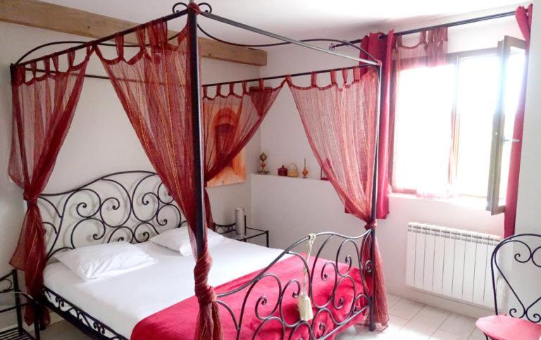 La Ferme De Coron Bed & Breakfast Belley Exterior photo