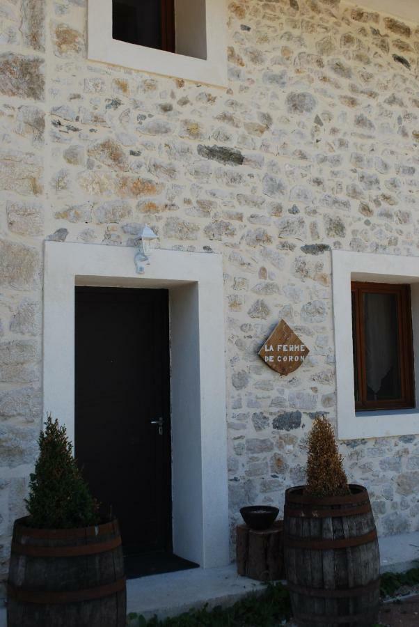 La Ferme De Coron Bed & Breakfast Belley Exterior photo