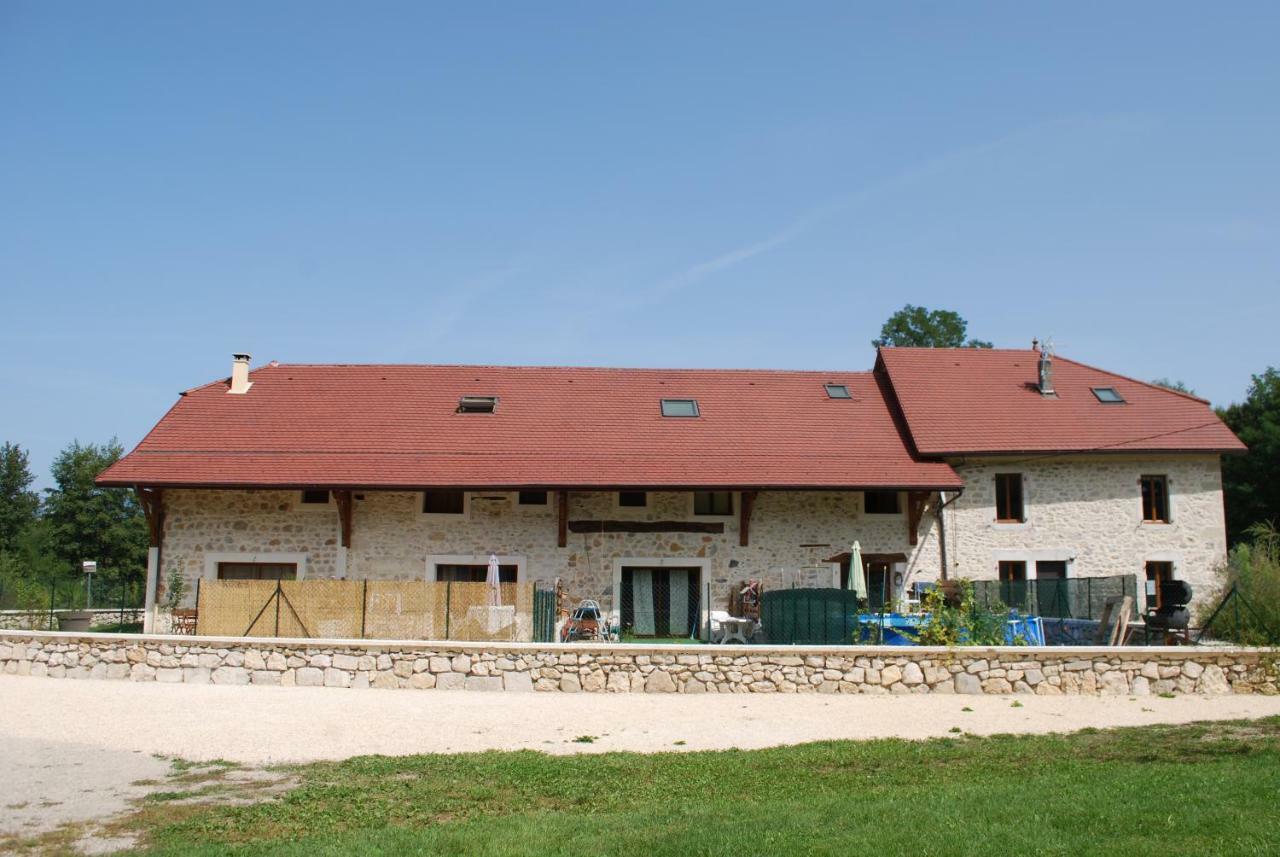 La Ferme De Coron Bed & Breakfast Belley Exterior photo